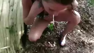 شاهدها تستمتع في جلسة عزلية صريحة