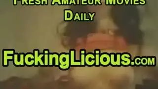 فتاة هاوية تقدم مص عميق مكثف