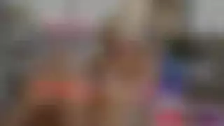 الوسيم الكوري تشيس يمنح صديقته ضربًا قاسيًا