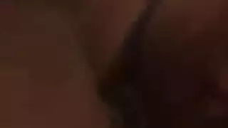 سكس الزوجة تخلي زوجها يرضع مباراة عشيقها