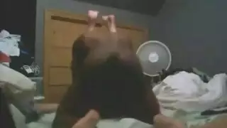 لحس اقدام الام البيضاء ساخن