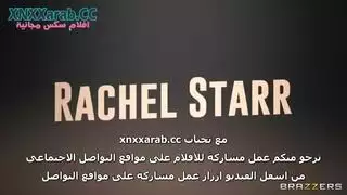 مترجم مقيد وفمّه مغلق