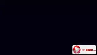 نيج امرأة من قبل الرجال