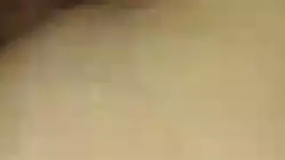 عاهرة بيضاء عشيقة شقراء لها تسمح لرجل واحد باللعب الخام مع زوجاتهم قرنية