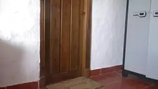فتى التوصيل يخترق كس الزوجة التركية الشهوانية المبلل
