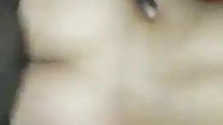 بريئة نائمة تمتلئ كسها