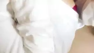زوجة عربية فاخرة تنيك سباك المسبح بقوة