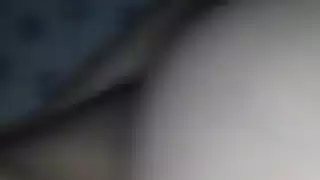 جميلة تركية تركب الزب عميقًا في فتحة مؤخرتها