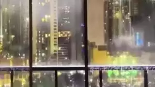 عامل عربي في هاردكور يتلقى ضربات عميقة