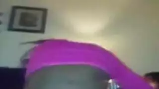 لا مفر من المص: التدليك يشعل فعل جنس فموي إباحي مكثف