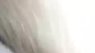 زوج وزوجة هاويان في جنس غرفة نوم مليء بالشهوة