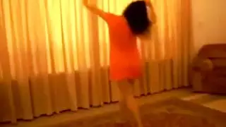 إكس إكس إكس: تعري مينو العربي الساخن وضرب فرجها بقوة