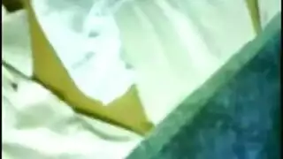 هيمنة على مذيعة أخبار بريئة في فعل إباحي