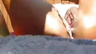 تصرخ وتهرب وتبكي