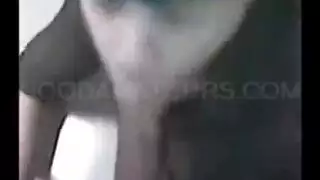 لقطات سرية لمص قضيب عميق قاسي