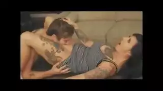 أخي نيكني مش ان يخذ الغرفة