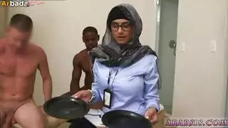 نيك مايا خليفه بعنف و بتتءلم