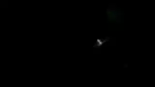 بنت لم تبلغ بعد ما كان اخوها يحتك دائما فوق كيلوط طلبت منه ان يدخل قضيبو أول مرة