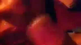 عابر جنسي وقح يُملأ بالسائل المنوي
