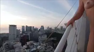 راسلها مباشرة للحصول على درس إباحي عن كيفية ابتلاع كل بوصة