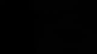 رضع صدر وعضه بقوة