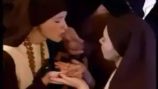 فتاة شرق أوسطية تحب الإيلاج المزدوج