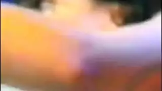 جماع عنيف على وجه فتاة عربية جميلة في مشهد إباحي صعب