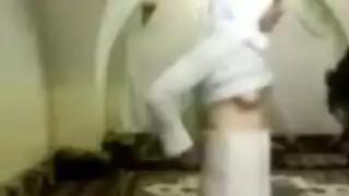 رغبات محجبة سرية: استمناء صريح وكشف عاري