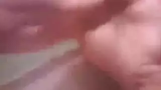 جميلة الصالة تعطي جنس فموي ثم تأخذ نكاح قوي