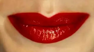 شقراء جذابة تمارس الجنس مع صديق جيد