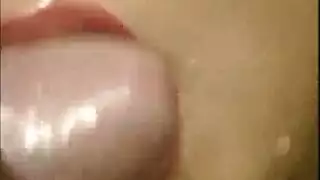 يائسة من أجل المال: ماريا بيلوتشي تمص وتضاجع لدفع الفواتير