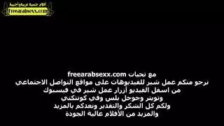 الابن يعثر على أشرطة أمه الجنسية ويحولها إلى وسيلة ضغط