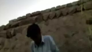 إباحية حصرية: أول مشهد إباحي من نوع بي دي إس إم لملاك الظلام
