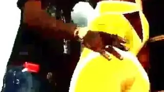 ديواث ياجيب لمرته ورعان ينكونه في تنزيلفيديوبسرعه لمنزل يصورها فديو تنزل سريع