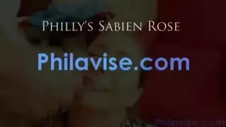 سمراء مثارة ضخمة الصدر تُضرب بوضعية الكلب