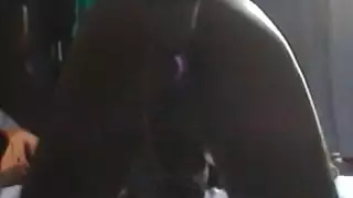 أحب عندما تتحدث بهذا الكلام الإباحي القذر
