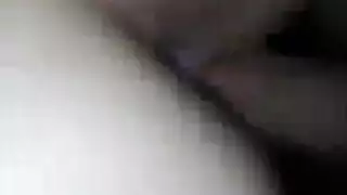 يهيج على فتات في المحل وينيكها