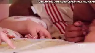 نيك مثيرة بيضاء جميلة 20سنة