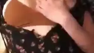 قحبه جزائريه تشتهي الزب وهي مع نياك