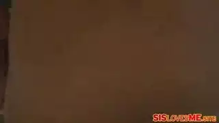 شقراء مثيرة تمارس الجنس مع جندي مثار