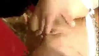 كل حائط هو مشهد إباحي