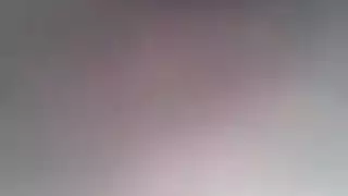 الزوجة الساخنة بريتني تستسلم لطاقم وارن الإباحي