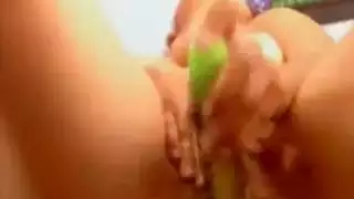 إباحية اختراق مزدوج بدسار شرجي وهزاز