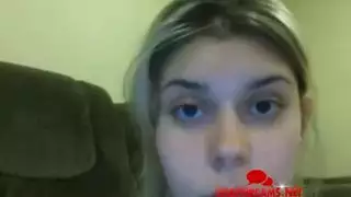 قذف في الحلق ثم وجه مغطى بالسائل في مكتب تنفيذي