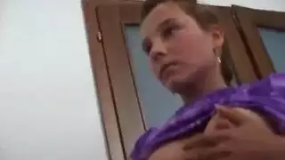 مشهد الجنس الجماعي لنقوشة نهاية بالقذف على الوجه