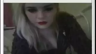 رجل هندي ثقيل في فيلم إباحي يظهر وضعية الكلب