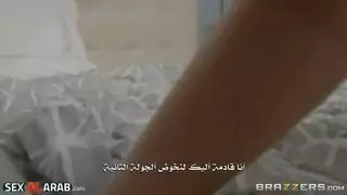 سكس مترجم بالعربية الام تعلم ابنها