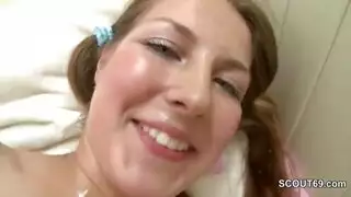 شهوة الأشقاء: مص قوي وجنس شرجي عنيف