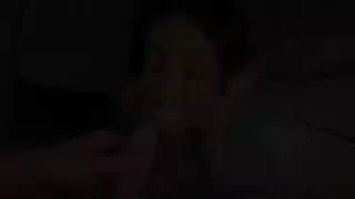 جميلة سمراء يابانية تمارس الجنس الإباحي بمفردها