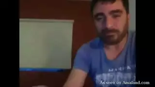 الجميلة ذات الشعر الطويل آنا تُخترق مزدوجًا في جماعة جنسية